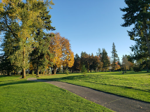 Private Golf Course «Witch Hollow Golf Course», reviews and photos, 12930 NW Old Pumpkin Ridge Rd, North Plains, OR 97133, USA