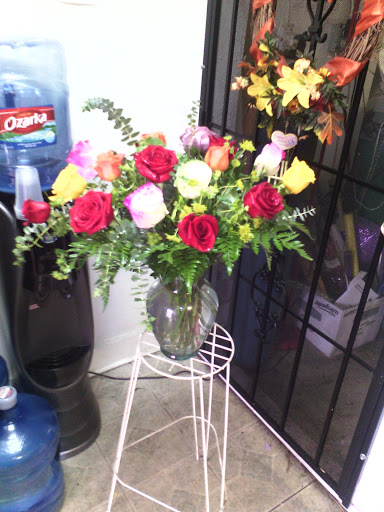 Florist «Flowers by Monica», reviews and photos, 9210 Homestead Rd a, Houston, TX 77016, USA