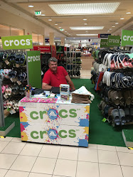 CROCS - IPANEMA ÜZLET BALATONFÜRED TESCO MARINA CENTER EMELET