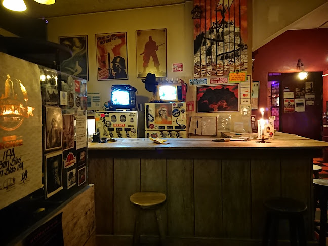 La Oficina Brew Pub