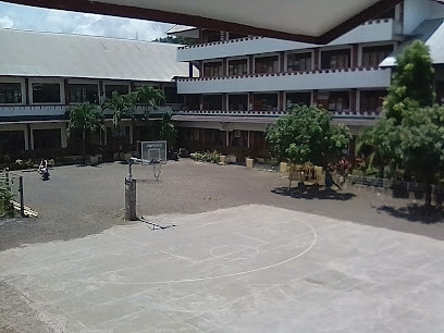 SMA Katolik Aquino Amurang