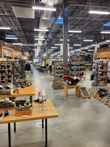Outdoor Sports Store «REI», reviews and photos, 161 Town Square Pl, King of Prussia, PA 19406, USA