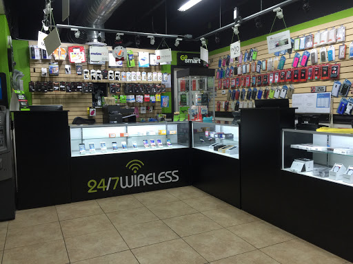 Cell Phone Store «Cell Phone Repair - Simple Mobile 24/7 Wireless, LLC», reviews and photos, 491 Hialeah Dr #1, Hialeah, FL 33010, USA
