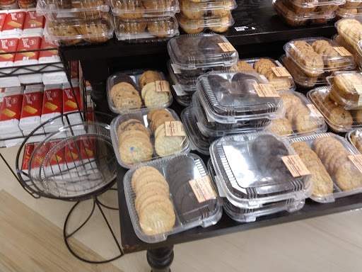 Grocery Store «Ralphs Fresh Fare», reviews and photos, 6290 Pacific Coast Hwy, Long Beach, CA 90803, USA