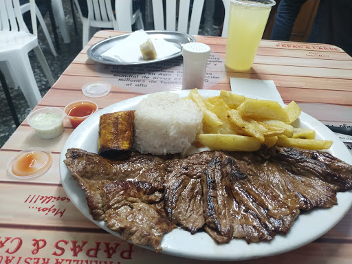 Parrilla restaurante Papas y Carne