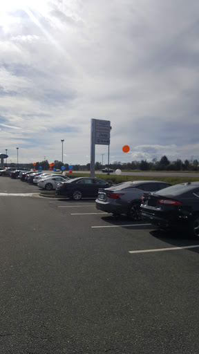 Used Car Dealer «Leckner Chrysler Dodge Jeep Ram», reviews and photos, 16045 James Madison Pkwy, King George, VA 22485, USA