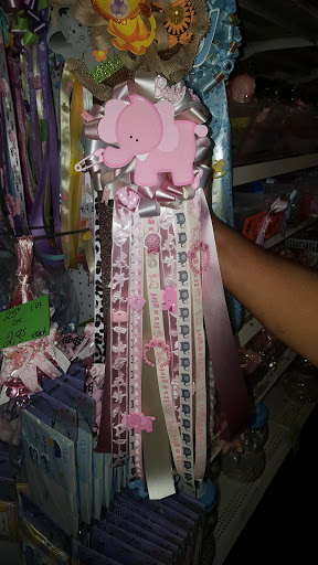 Shopping Mall «Shoppers City», reviews and photos, 660 SW Military Dr, San Antonio, TX 78221, USA