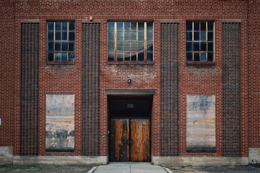 Paragon Arts & Industry Building