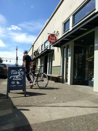 Clothing Store «Herbivore Clothing Co.», reviews and photos, 1211 SE Stark St, Portland, OR 97214, USA