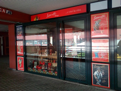 Lucaffe' Shop centerville ang. via monterosa, Via Varesina, 22079 Villa guardia CO, Italia