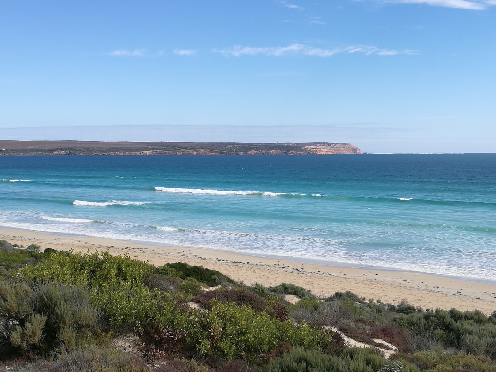Foto av Surfers Beach med hög nivå av renlighet