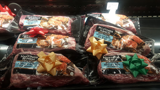 Grocery Store «Grocery Outlet Bargain Market», reviews and photos, 1340 E 7th St, Long Beach, CA 90813, USA