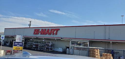Department Store «Bi-Mart», reviews and photos, 309 S 5th Ave, Yakima, WA 98902, USA