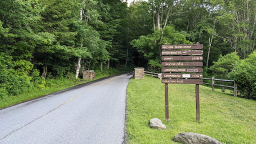 Notch Road Trailhead