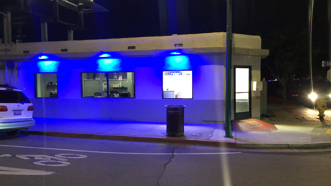 Hustle Tattoo & Piercing Studio