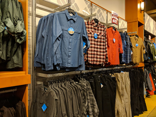 Clothing Store «Columbia Sportswear Outlet Store at Allen Premium Outlets», reviews and photos, 820 Stacy Rd #470, Allen, TX 75013, USA
