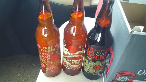 Wine Store «The City Tobacco & Beverage», reviews and photos, 621 Lafayette Rd, Seabrook, NH 03874, USA