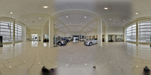 Car Dealer «Louisville INFINITI», reviews and photos, 8 Swope Autocenter Dr, Louisville, KY 40299, USA