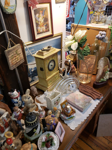 Thrift Store «That Nothing Be Lost Thrift», reviews and photos, 16 Franciscan Way, Garrison, NY 10524, USA