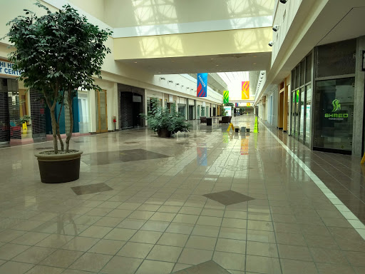 Shopping Mall «ShoppingTown Mall», reviews and photos, 3649 Erie Blvd E, Syracuse, NY 13214, USA