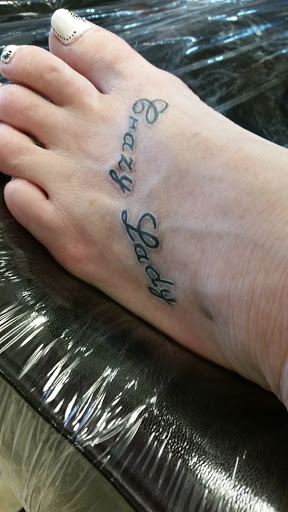 Tattoo Shop «Iron Raven Tattoo Co», reviews and photos, 837 8th Ave W, Palmetto, FL 34221, USA