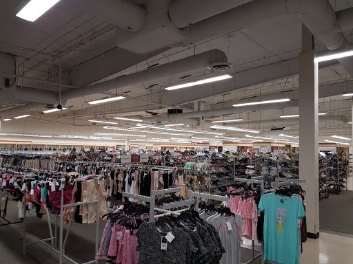 Clothing Store «Burlington Coat Factory», reviews and photos, 13550 Whittier Blvd, Whittier, CA 90605, USA