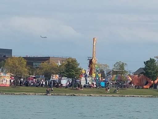 Park «Lake Park», reviews and photos, 2100-2198 Lee St, Des Plaines, IL 60018, USA