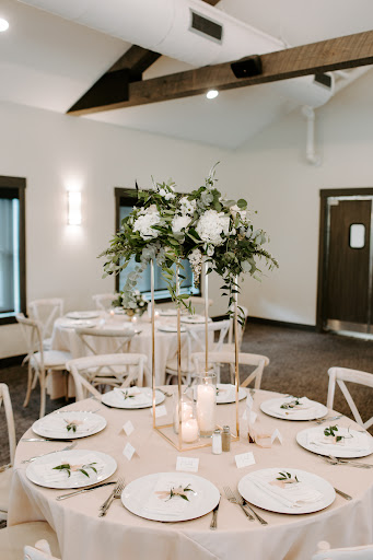 Florist «Sweet Peas Floral», reviews and photos, 783 Radio Dr #111, Woodbury, MN 55125, USA