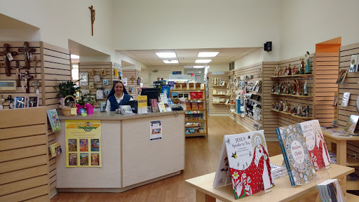 Christian Book Store «Pauline Books & Media», reviews and photos, 1025 King St, Alexandria, VA 22314, USA