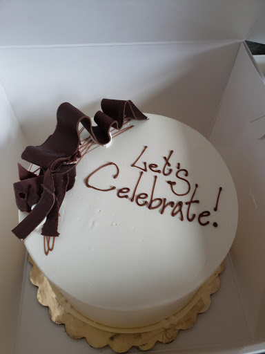 Pastry Shop «Bittersweet Pastry Shop & Cafe», reviews and photos, 1114 W Belmont Ave, Chicago, IL 60657, USA