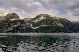 Luster Fjordhytter image