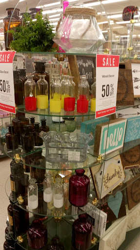 Craft Store «Hobby Lobby», reviews and photos, 4040 S Lamar Blvd, Austin, TX 78704, USA