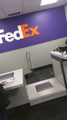 Shipping and Mailing Service «FedEx Ship Center», reviews and photos, 75 Haag Ave, Bellmawr, NJ 08031, USA