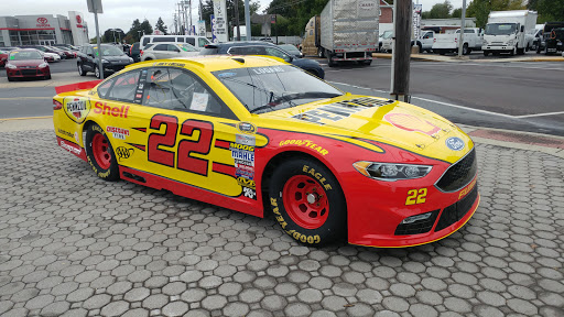 Car Dealer «New Holland Chrysler Dodge Jeep Ram», reviews and photos, 508 W Main St, New Holland, PA 17557, USA