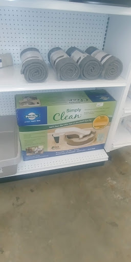 Pet Supply Store «Centinela Feed & Pet Supplies», reviews and photos, 4700 Pacific Coast Hwy, Long Beach, CA 90804, USA