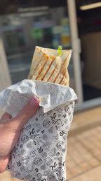 Photo n°2 de Snack le 67 à Vallauris ()