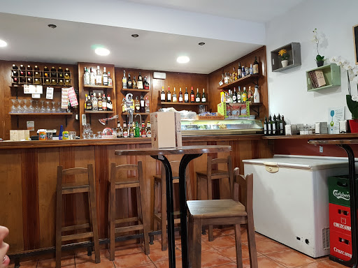 Bar Los Caminos - C. Sta. Gema, 29, 29640 Fuengirola, Málaga