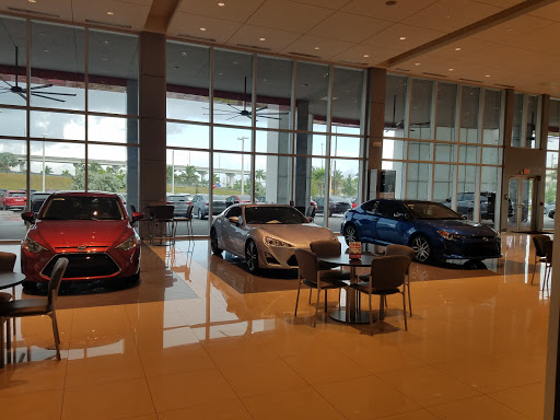 Toyota Dealer «Toyota of North Miami», reviews and photos, 16600 NW 2nd Ave, Miami, FL 33169, USA