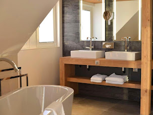Photo n°2 de Logis Hôtel le Parc Rest. Joséphine à Saint-Hippolyte ()