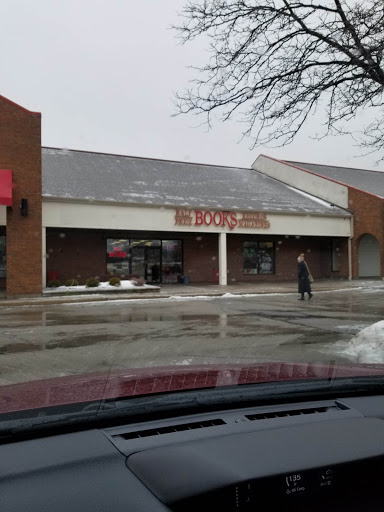 Book Store «Half Price Books», reviews and photos, 4250 E Towne Blvd, Madison, WI 53704, USA