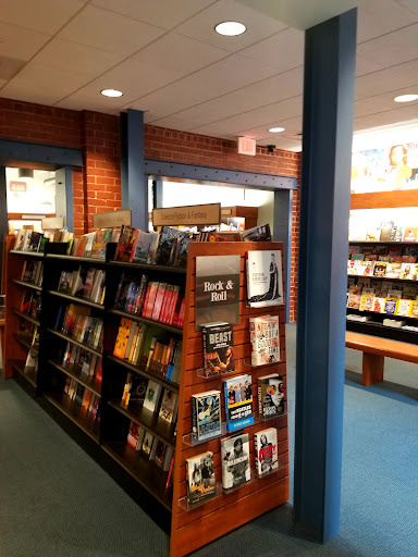 Book Store «Barnes & Noble at Bucknell University», reviews and photos, 400 Market St, Lewisburg, PA 17837, USA