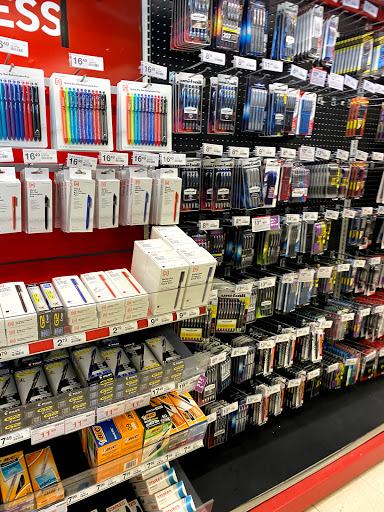 Office Supply Store «Staples», reviews and photos, 1739 Stringtown Rd, Grove City, OH 43123, USA