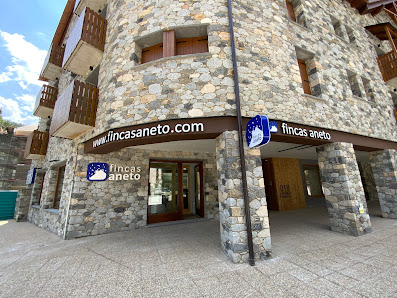 FINCAS ANETO Av. de Francia, 18, 22440 Benasque, Huesca, España