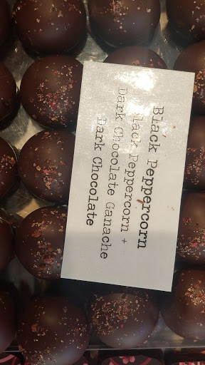 Chocolate Shop «La Châtelaine Chocolat Co.», reviews and photos, 110 S Rouse Ave, Bozeman, MT 59715, USA