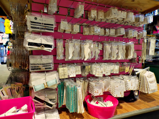 Beauty Supply Store «Oasis Hair & Beauty Inc», reviews and photos, 173 Riley St, Buffalo, NY 14209, USA