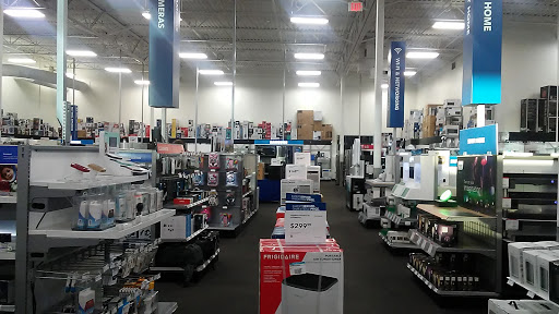 Electronics Store «Best Buy», reviews and photos, 2321 S 1st St, Yakima, WA 98903, USA