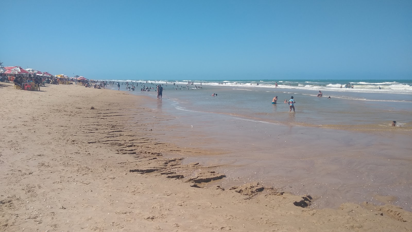 Foto von Strand Barrinha mit sehr sauber Sauberkeitsgrad