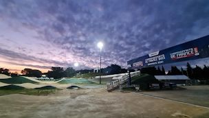 Photo n°19 de BMX Sarrians à Sarrians ()