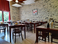 Atmosphère du Restaurant français Domaine de La Bretonnière à Montaigu-Vendée - n°1