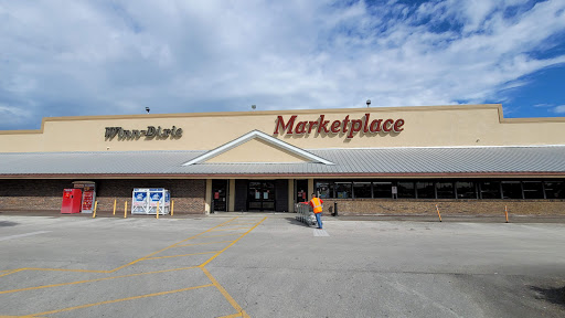 Grocery Store «Winn-Dixie», reviews and photos, 3246 US-441, Okeechobee, FL 34974, USA